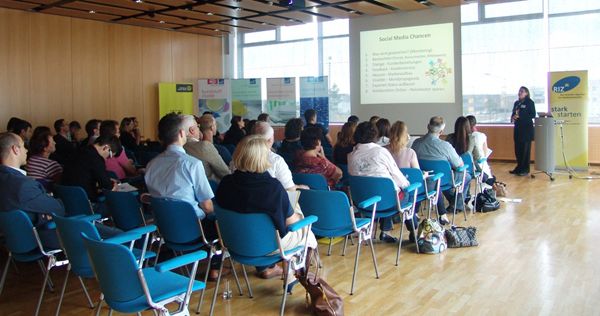 Social_Media_Marketing Wr.Neustadt